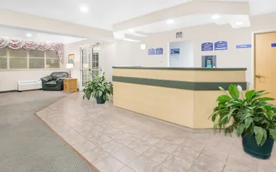 Photo 3 - Microtel Inn by Wyndham Broken Bow