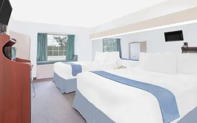 Photo 4 - Microtel Inn by Wyndham Broken Bow
