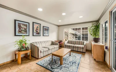 Photo 3 - Americas Best Value Inn Ukiah
