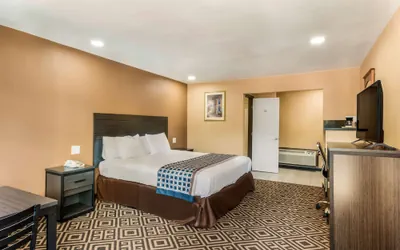 Photo 5 - Americas Best Value Inn Ukiah