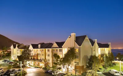 Photo 2 - Sonesta ES Suites San Francisco Airport Oyster Point Waterfront