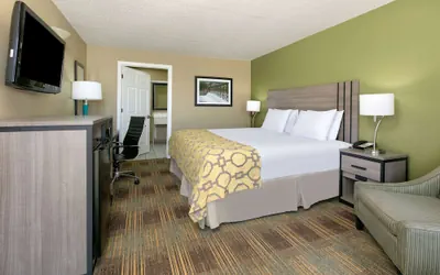 Photo 4 - Baymont by Wyndham Prattville/Montgomery