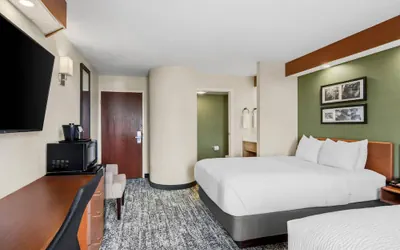 Photo 2 - Sleep Inn & Suites Bay View Acme - Traverse City