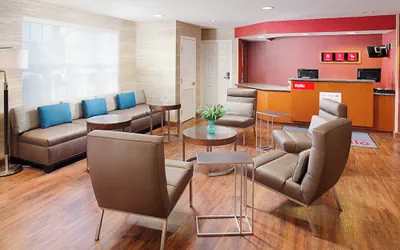 Photo 5 - TownePlace Suites by Marriott Manchester