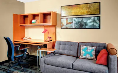 Photo 2 - TownePlace Suites by Marriott Fresno