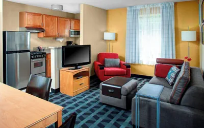 Photo 4 - TownePlace Suites by Marriott Fresno