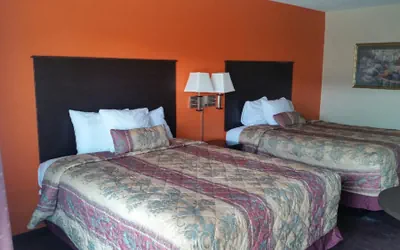 Photo 4 - American Inn