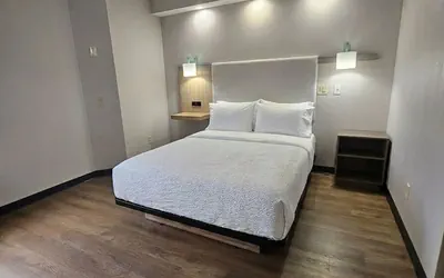 Photo 5 - Garner Hotel Frederick Southeast by IHG