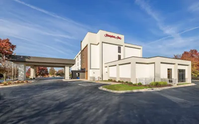 Photo 2 - Hampton Inn Columbia