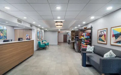 Photo 3 - Hampton Inn Marietta