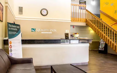 Photo 3 - Quality Inn Wickenburg