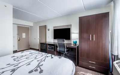 Photo 5 - Sleep Inn & Suites Rehoboth Beach