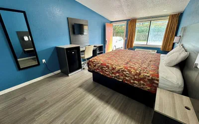 Photo 2 - Knights Inn Greenville, NC