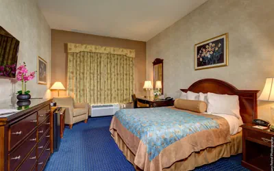 Photo 5 - Best Western Plus Mentor-Cleveland Northeast