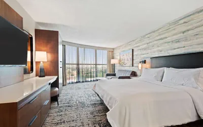 Photo 5 - Embassy Suites by Hilton Anaheim South