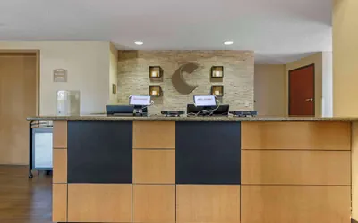 Photo 3 - Comfort Inn & Suites Seguin