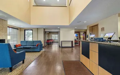 Photo 5 - Comfort Inn & Suites Seguin