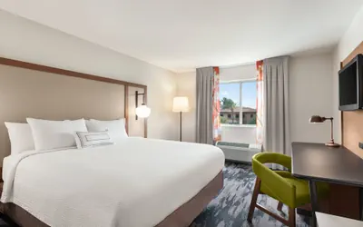 Photo 2 - Fairfield Inn by Marriott Visalia Sequoia
