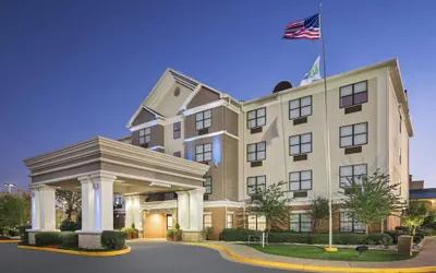 Photo 2 - Holiday Inn Express & Suites Byron by IHG