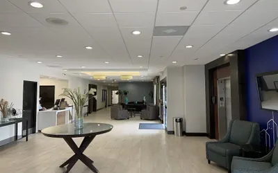 Photo 2 - Holiday Inn Express Hotel & Suites Hermosa Beach by IHG