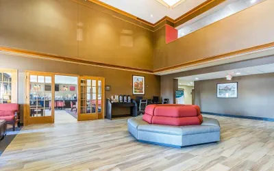 Photo 3 - Comfort Suites St Charles - St Louis