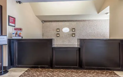 Photo 4 - Comfort Suites St Charles - St Louis