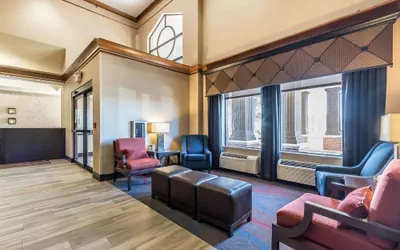 Photo 5 - Comfort Suites St Charles - St Louis