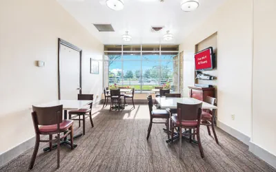 Photo 4 - Red Roof Inn Columbus - Grove City