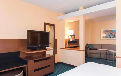 Photo 4 - Fairfield Inn and Suites By Marriott St Charles
