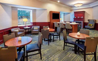 Photo 4 - Residence Inn Milwaukee Downtown by Marriott