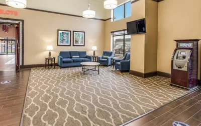 Photo 5 - Comfort Suites Chicago O'Hare Airport