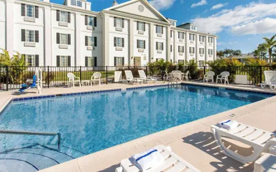 Photo 2 - Quality Inn Palm Bay - Melbourne I-95