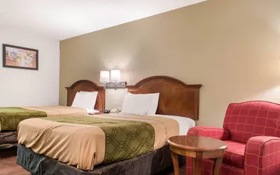 Photo 5 - Econo Lodge Holland - Toledo