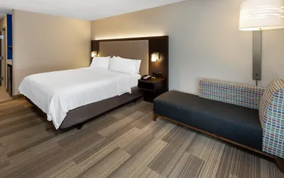Photo 3 - Holiday Inn Express Minden by IHG