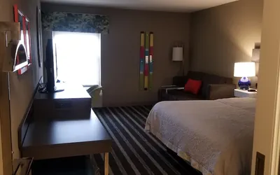 Photo 5 - Hampton Inn by Hilton Eagle Pass