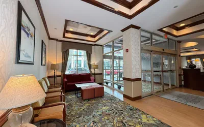 Photo 4 - Hampton Inn Alexandria-Old Town/King St. Metro