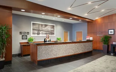 Photo 5 - Hampton Inn Philadelphia Center City-Convention Center