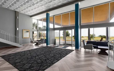 Photo 4 - Super 8 by Wyndham Biloxi at the Beach