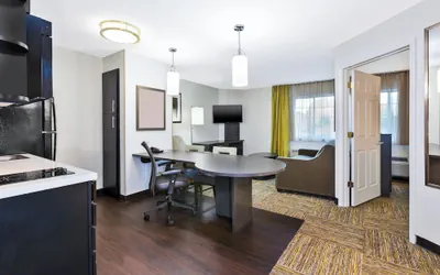 Photo 4 - Candlewood Suites Huntersville by IHG