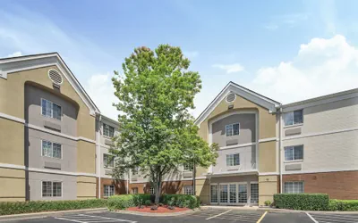 Photo 2 - Candlewood Suites Huntersville by IHG