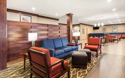Photo 4 - Comfort Inn La Porte