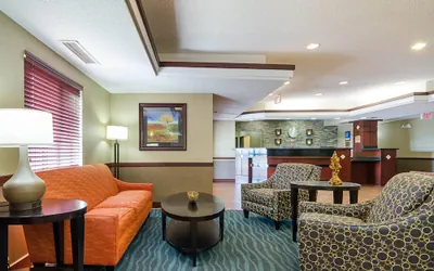 Photo 3 - Comfort Inn & Suites Hutchinson