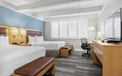 Photo 2 - Prodigy Hotel, a Days Inn by Wyndham