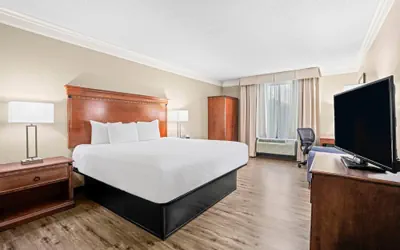 Photo 5 - Baymont by Wyndham Madisonville