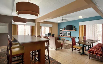 Photo 4 - Hampton Inn Phoenix/Chandler