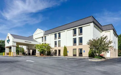 Photo 2 - Quality Inn Danville - University Area