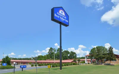 Photo 2 - Americas Best Value Inn Batesville