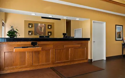Photo 5 - Comfort Suites Saginaw North