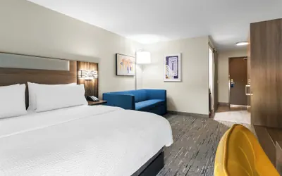 Photo 4 - Holiday Inn Express And Suites Joplin Southeast by IHG