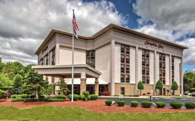 Photo 2 - Hampton Inn Elizabeth City